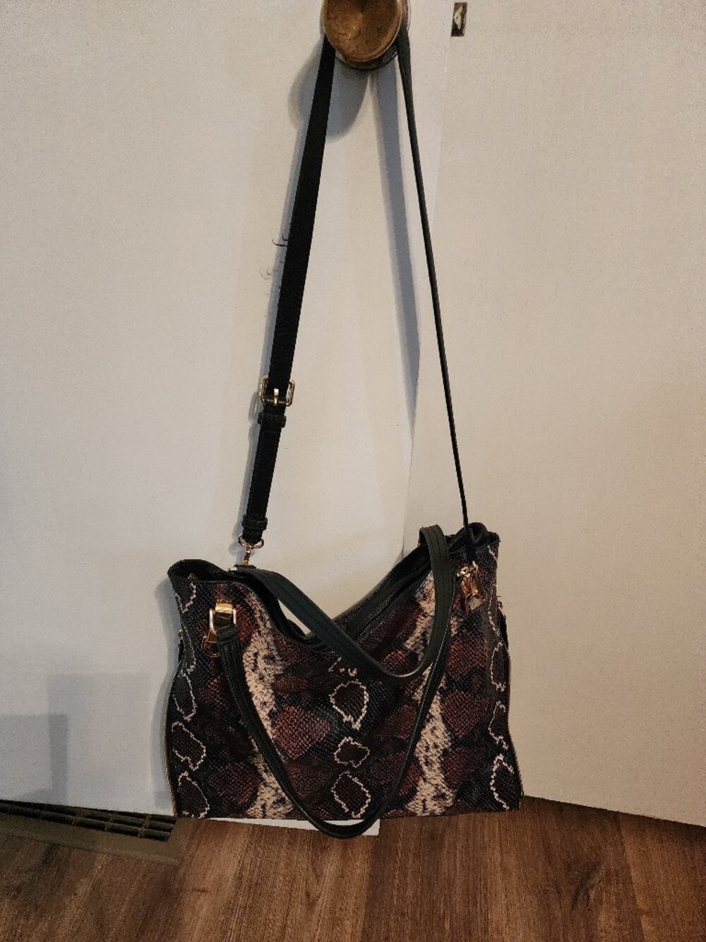 Vince Camuto Snake Skin Pattern Leather Shoulder Bag